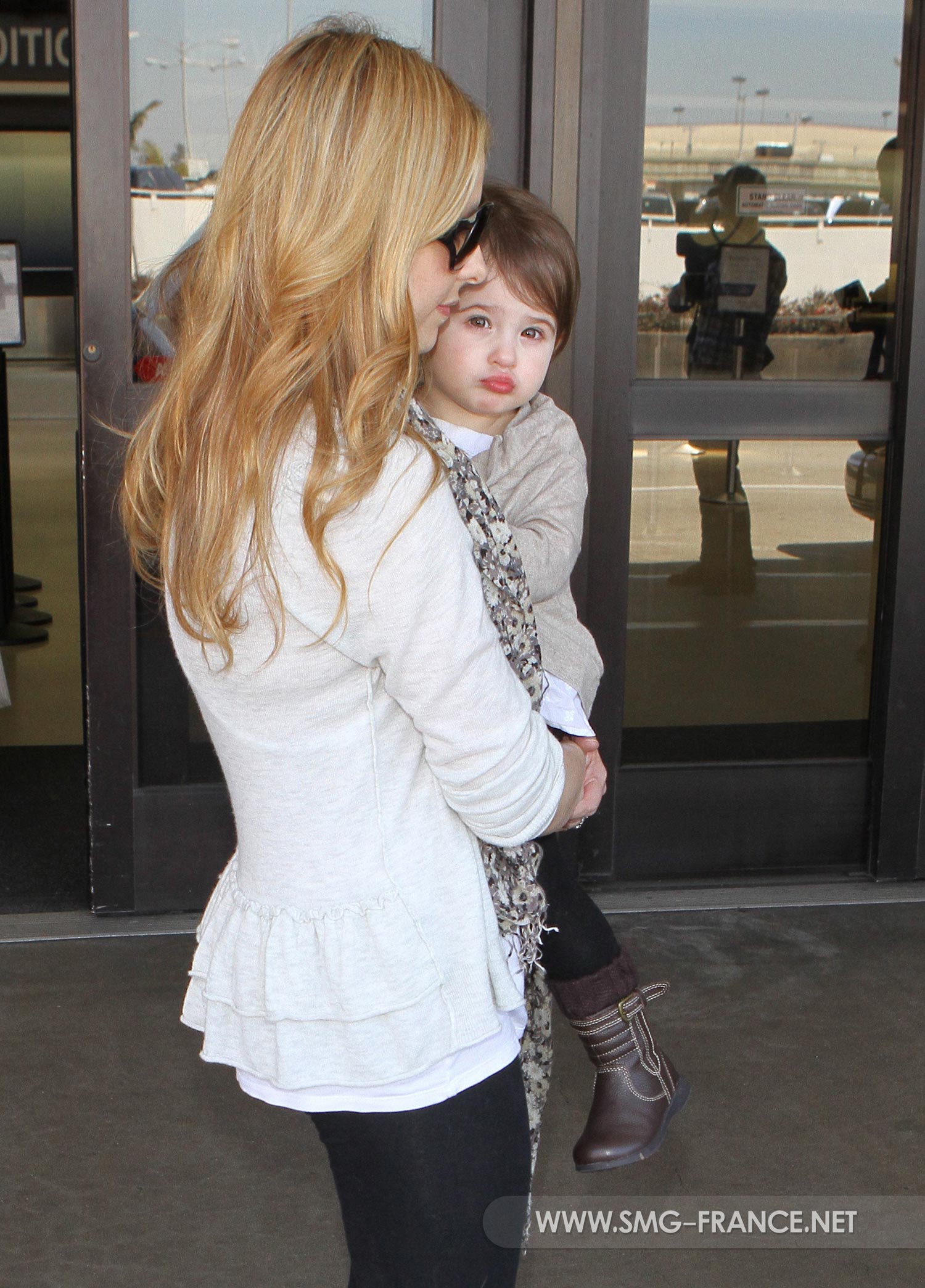 Sarah Michelle Gellar LAX Airport February 1, 2016 – Star Style