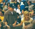 IMG/jpg/sarah-michelle-gellar-lakers-basketball-game-april-2000-05.jpg