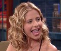 IMG/jpg/sarah-michelle-gellar-tonight-show-with-jay-leno-june-21-2002-screen (...)