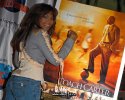 IMG/jpg/ashanti-coach-carter-planet-hollywood-signing-11-0750.jpg