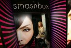 IMG/jpg/julie-benz-smashbox-cosmetic-photo-booth-mercedes-fashion-week-hq-02 (...)