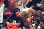 IMG/jpg/sarah-michelle-gellar-freddie-prinze-jr-ny-nicks-vs-miami-heat-2000- (...)