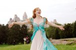 IMG/jpg/amy-adams-enchanted-movie-stills-gq-25.jpg