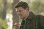 IMG/jpg/david-boreanaz-bones-tv-series-promotional-photos-gq-002.jpg