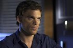 IMG/jpg/julie-benz-dexter-tv-series-season-3-stills-mq-02.jpg