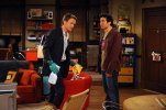 IMG/jpg/neil-patrick-harris-how-i-met-your-mother-sitcom-4x12-stills-gq-07.j (...)