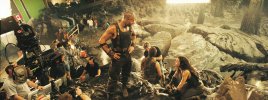 IMG/jpg/alexa-davalos-vin-diesel-riddick-movie-behind-the-scene-01-1500.jpg