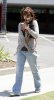 IMG/jpg/alyson-hannigan-with-dog-brentwood-county-mart-june-21-2009-paparazz (...)