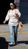 IMG/jpg/michelle-trachtenberg-leaving-hair-salon-beverly-hills-july-17-2010- (...)