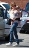 IMG/jpg/sarah-michelle-gellar-out-for-lunch-september-3-2010-paparazzi-gq-11 (...)