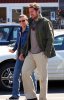 IMG/jpg/alyson-hannigan-alexis-denisof-out-and-about-october-12-2008-paparaz (...)