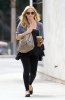 IMG/jpg/sarah-michelle-gellar-starbucks-west-hollywood-august-18-2009-papara (...)