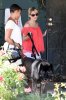 IMG/jpg/sarah-michelle-gellar-veterinarian-office-toluca-lake-july-22-2009-p (...)