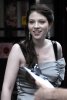 IMG/jpg/michelle-trachtenberg-gossip-girl-tv-series-on-the-set-august-12-200 (...)