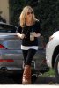 IMG/jpg/sarah-michelle-gellar-christmas-shopping-with-friends-los-angeles-pa (...)