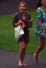 IMG/jpg/sarah-michelle-gellar-hawaii-with-friend-paparazzi-december-29-2008- (...)