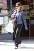 IMG/jpg/sarah-michelle-gellar-shopping-gelson-market-sherman-oaks-august-13- (...)