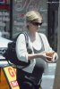 IMG/jpg/sarah-michelle-gellar-starbuck-and-gas-encino-july-16-2009-paparazzi (...)