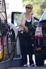 IMG/jpg/sarah-michelle-gellar-starbuck-and-gas-encino-july-16-2009-paparazzi (...)