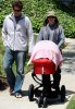 IMG/jpg/alyson-hannigan-alexis-denisof-walking-with-satyana-april-30-2009-pa (...)