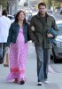 IMG/jpg/alyson-hannigan-alexis-denisof-brentwood-country-mart-february-26-20 (...)