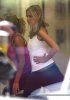 IMG/jpg/sarah-michelle-gellar-pilates-session-august-2008-paparazzi-gq-25.jp (...)