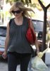 IMG/jpg/sarah-michelle-gellar-togo-lunch-pita-pit-july-21-2009-paparazzi-gq- (...)