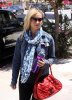 IMG/jpg/sarah-michelle-gellar-arriving-pilates-class-encino-july-23-2009-pap (...)