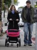 IMG/jpg/alyson-hannigan-family-walking-after-lunch-brentwood-february-6-2010 (...)