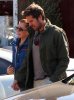 IMG/jpg/alyson-hannigan-alexis-denisof-out-and-about-october-12-2008-paparaz (...)