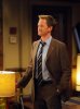 IMG/jpg/neil-patrick-harris-how-i-met-your-mother-sitcom-4x12-stills-gq-01.j (...)