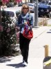 IMG/jpg/sarah-michelle-gellar-arriving-pilates-class-encino-july-23-2009-pap (...)