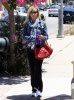 IMG/jpg/sarah-michelle-gellar-arriving-pilates-class-encino-july-23-2009-pap (...)