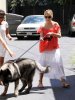 IMG/jpg/sarah-michelle-gellar-veterinarian-office-toluca-lake-july-22-2009-p (...)