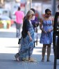 IMG/jpg/sarah-michelle-gellar-diane-von-furstenberg-shopping-may-20-2009-pap (...)