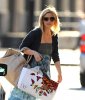 IMG/jpg/sarah-michelle-gellar-diane-von-furstenberg-shopping-may-20-2009-pap (...)