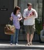 IMG/jpg/alyson-hannigan-alexis-denisof-satyana-leaving-dentist-may-5-2009-pa (...)